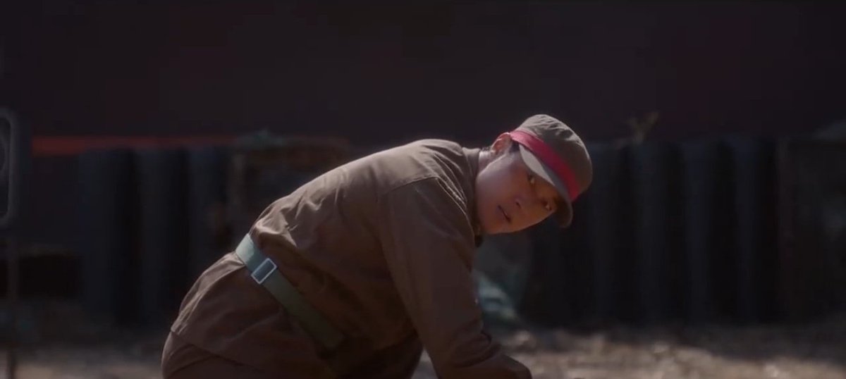whiterosestea's tweet photo. Ever since the first episode, I've been curious about Kim Bujang's real name. Turns out, he doesn't even know his full name either. In the flashback, the only thing he knew was "Kim"

#SoJiSub #AgentKimReactivated #AgentKimReactivatedEp4 https://t.co/APOMEMKQtj