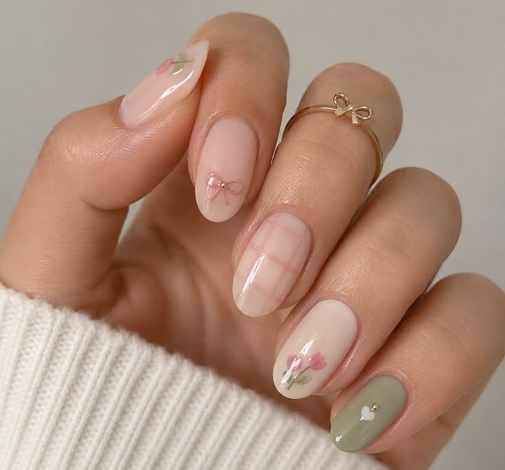 snowflowergifts's tweet photo. how does pinterest see you?
   
☆idol
☆tattoo 
☆nails 
☆outfit

cute!! 🙈 https://t.co/Z9p0hwgaov