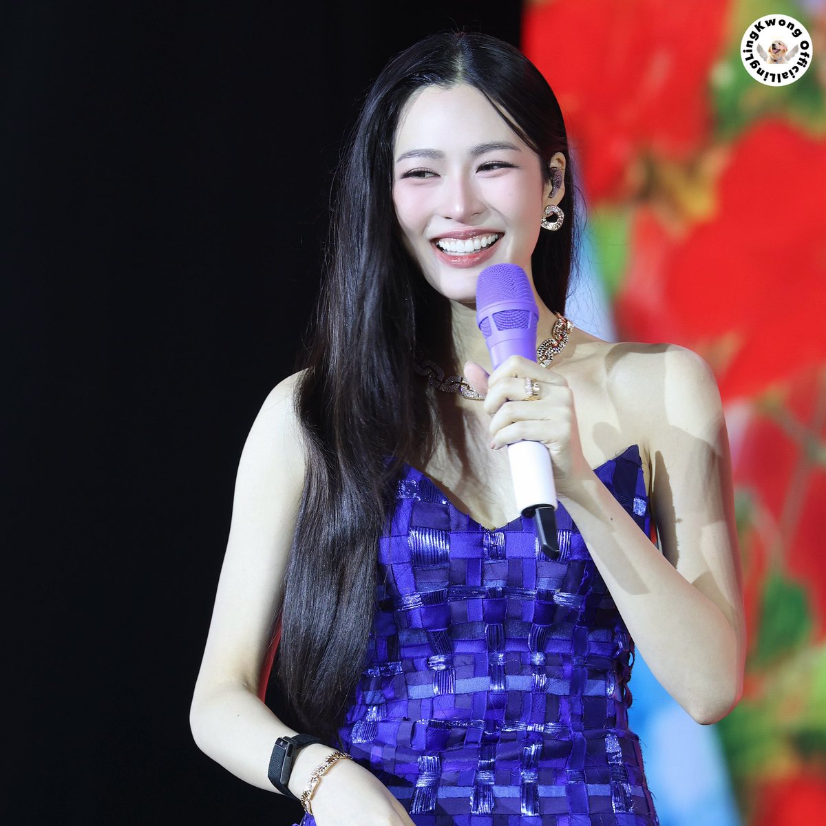 lingling_fans's tweet photo. ใครยังไม่นอนบ้างคะ วันนี้ทุกคนชอบพี่หลิงร้องเพลงไหนกันบ้าง แม่ ๆ มาบอกนุกันหน่อยงับ นุสุ่มแจก Smoothe Baby Face Foam จำนวน 1 รางวัล สนับสนุนรางวัลกาชาดโดย คุณ okyoyo42 💚

รี + เฟบ + เมนชั่น พร้อมแท็ก + KW

LINGORM THAILAND FANTOUR
#LingOrmKhonKaenFanMeet
#Linglingkwong #หลิงหลิงคอง
@linglingsirilak