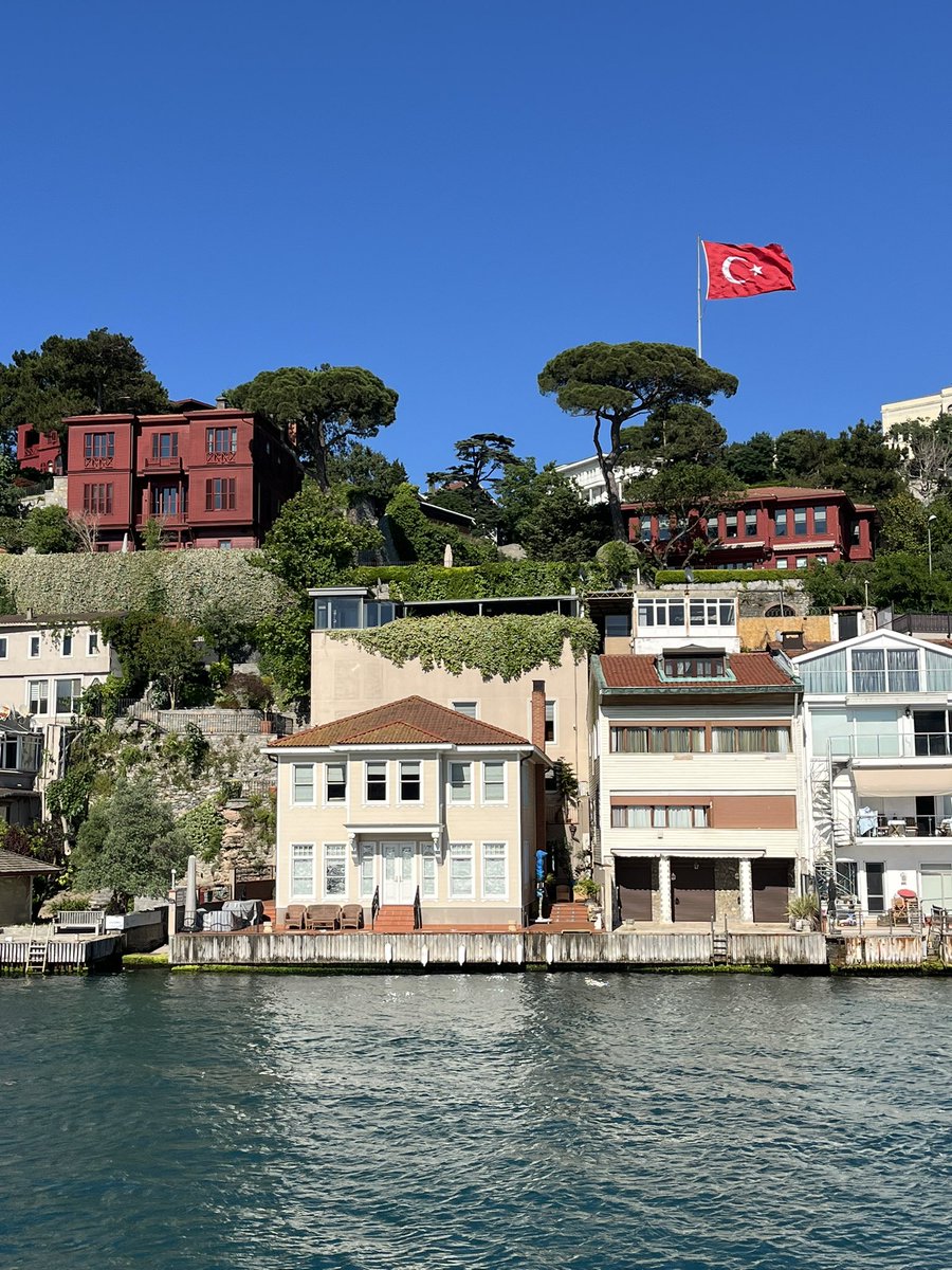 filizpembevaliz's tweet photo. İyi akşamlar cümle aleme…

😊❤️🖐️… https://t.co/VMI8kyREkz