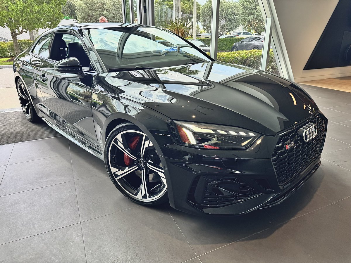 314crypto's tweet photo. Happy 4th $ZBCN Family! 🇺🇸 

@Zebec_HQ | Real-Time Payroll will undoubtedly change lives. 

More token holders on the way ‼️ 

Cars &amp; Crypto 🚗 ☕️ 

Palm Beach, FL  🌴 📍 https://t.co/XODcT9JRhh