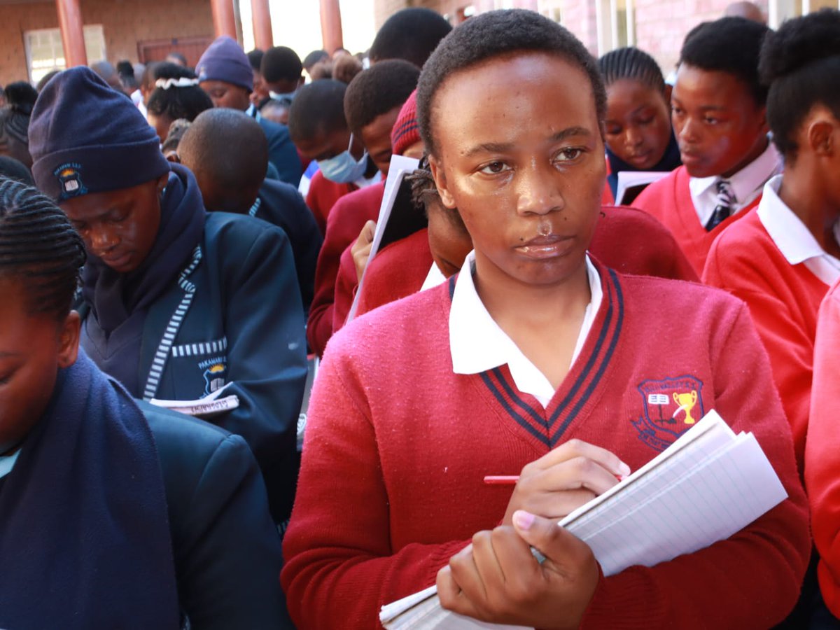 DBE_SA's tweet photo. As part of the #DistrictSupportProgramme and #LearnerSupportProgramme, DG Mweli engaged with district officials and Grade 12 learners attending learner support camps while visiting eight schools across the Amathole East Education District in the Eastern Cape to inspire and motivate the Class of 2026.
Emphasising that academic success is built on discipline and consistency, he encouraged learners to remain attentive throughout every lesson, follow a structured personal study timetable from Monday to Sunday, and commit to at least six hours of focused study each day.
These engagements reflect an unwavering commitment to strengthening learner support, empowering every matric learner to reach their full potential, and ensuring that the Class of 2026 is equipped to succeed.