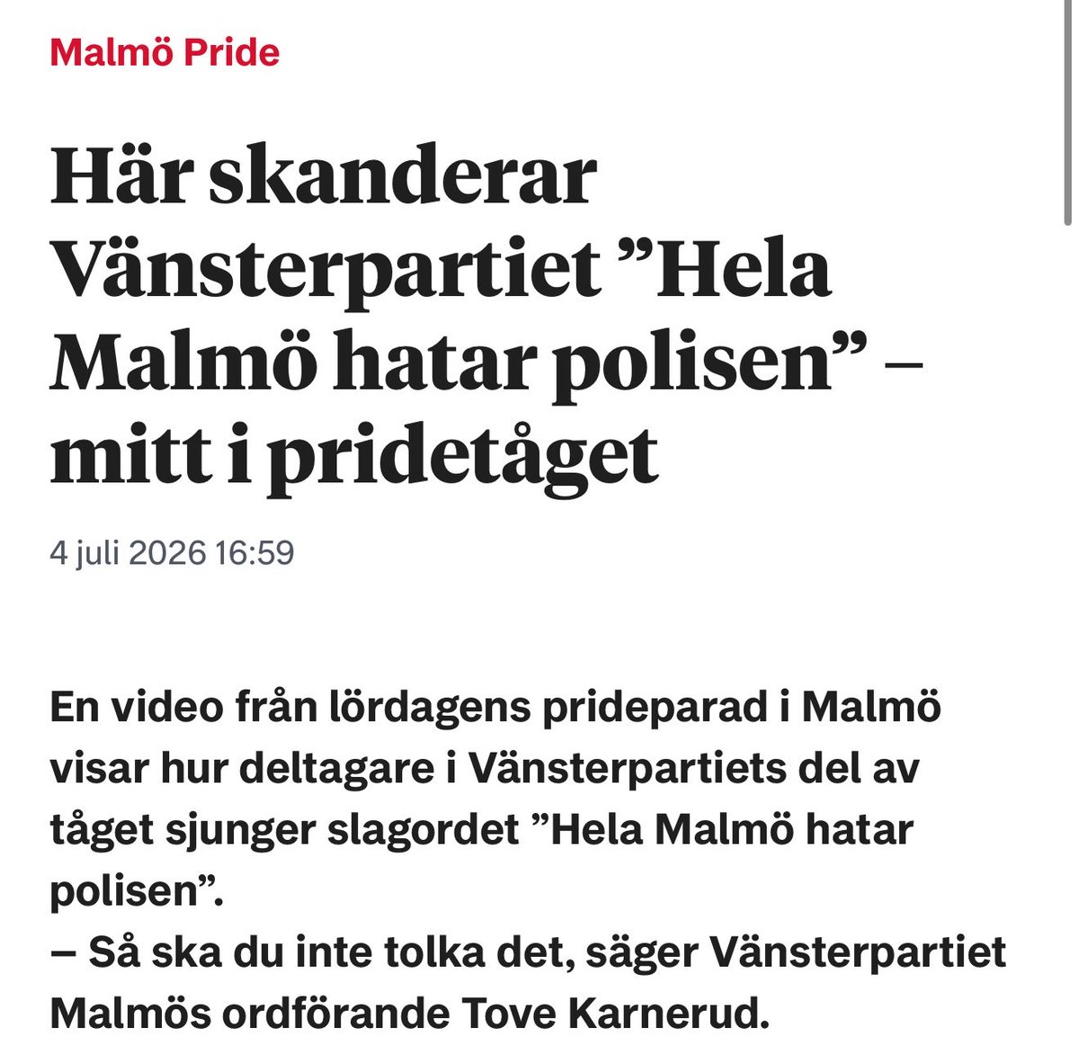 kurrejonsson's tweet photo. Vänsterpartiet i Malmö skanderar ”Hela Malmö hatar polisen” i Pridetåget.

Så otroligt skamligt! Polisen i Sverige är bland de bästa vi har och förtjänar all respekt, inte att ett parti spottar på dem. https://t.co/JcO8Jf2Ze8