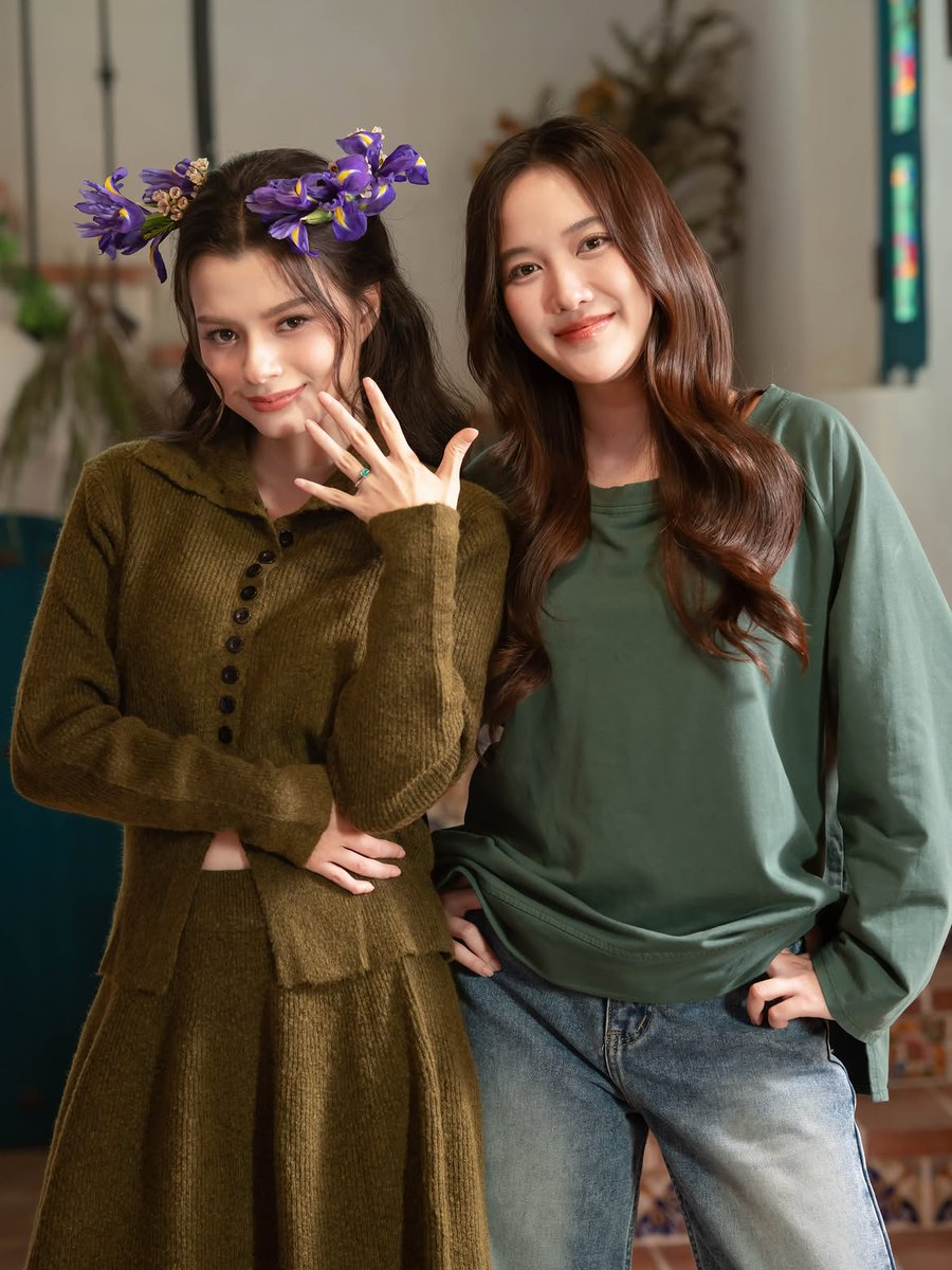 beckyfanclub05's tweet photo. 📸💜 : becca

Thankyou Princess Blew, Helena👑🤍🖤 ในที่สุดการเดินทางของเสน่หาวาโยก็มาถึงตอนจบแล้ว🤍

@AngelssBecky

THE AIR FINAL EPISODE
#เสน่หาวาโยตอนจบ
#beckysangels‌ https://t.co/MQnBuA1nTR