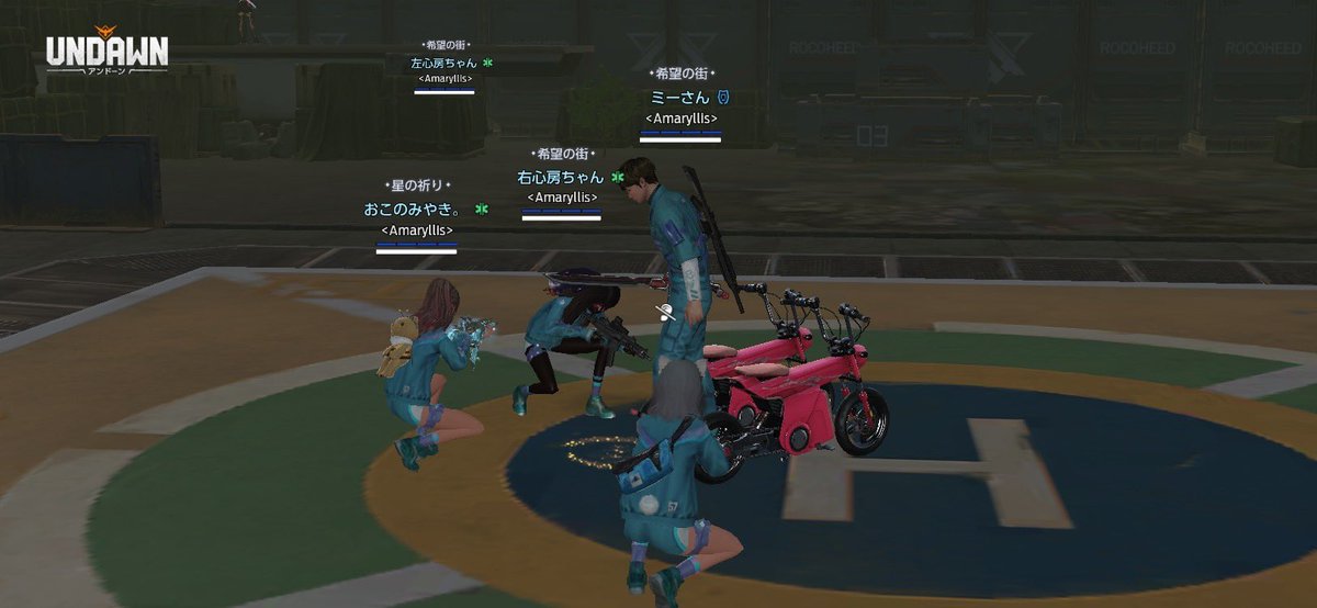 barlytea_'s tweet photo. 何か言う訳でもないけど突然並び出したり、
車を並べ出したりする青ジャージ団。
そしてそれをキャンチャで話すことも無く写真を撮るという人見知り集団。

変なところにウシサワラ置くまなかDさんはいつも何故かカメラ目線。 https://t.co/TorkqcOiso