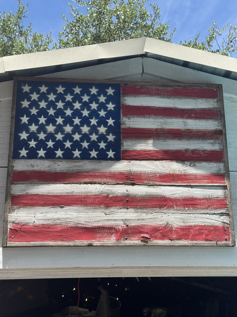 Legobro's tweet photo. Happy Fourth of July 🇺🇸 250 https://t.co/y7wV5jQ4zU