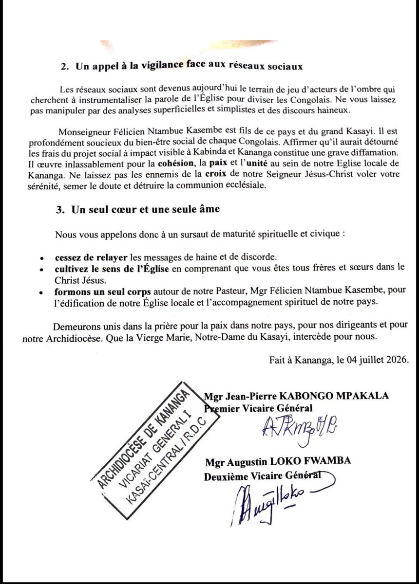 7Ledia7's tweet photo. [#RDC : Via un communiqué officiel, l'archidiocèse de kananga réagit et défend la position de l'archevêque de kananga monseigneur Félicien Ntambue 👇👇👇👇] https://t.co/ITRBMBab0e