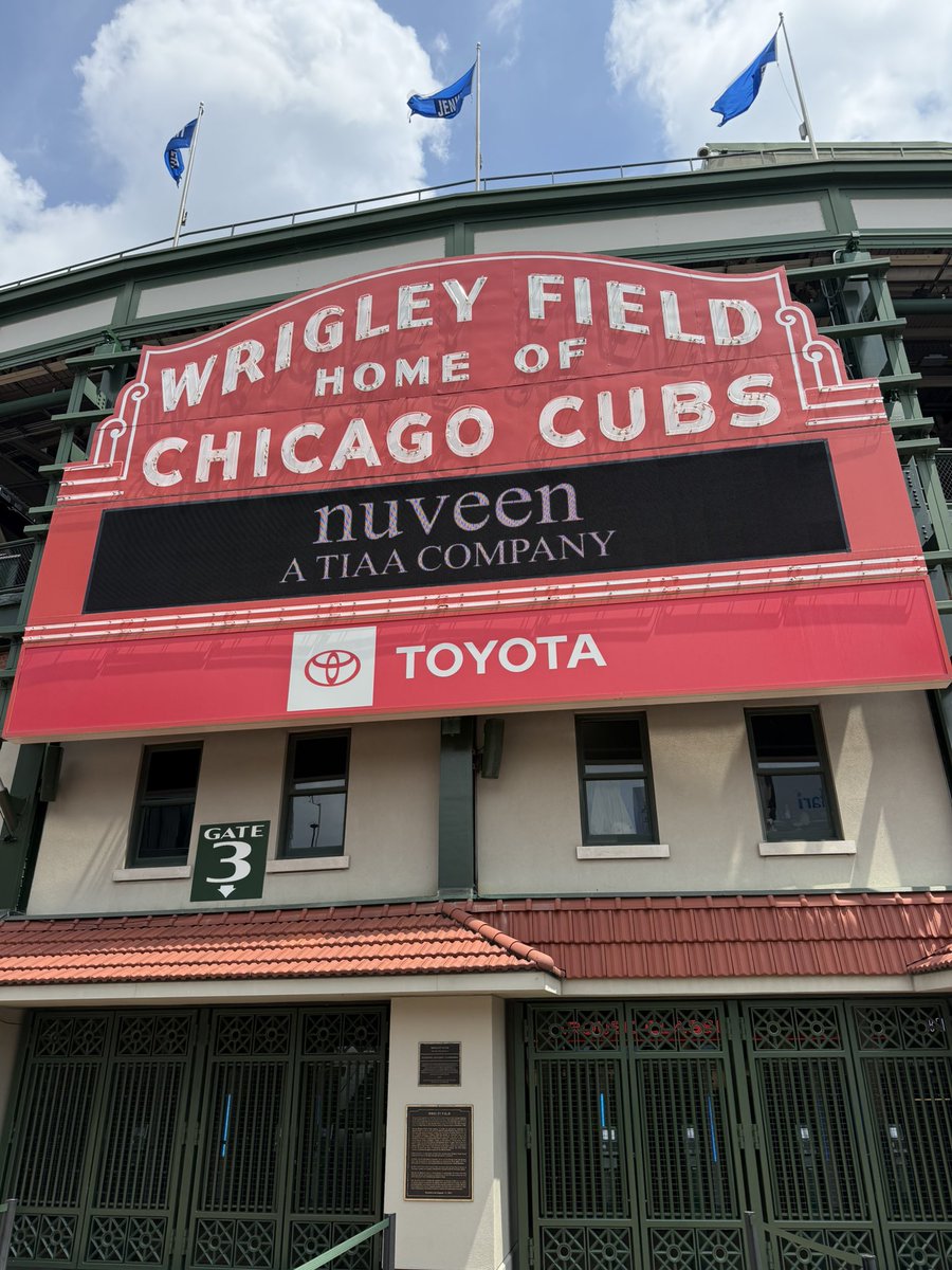 RobbyTC_'s tweet photo. 📍 Wrigley https://t.co/Cw3t4GiR3R
