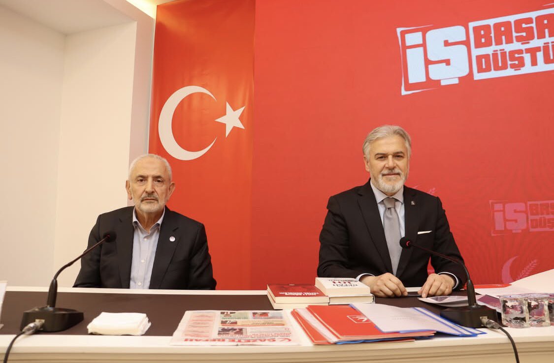 gkhnkasap's tweet photo. Genel başkan vekilimiz sayın Prof. Dr. Sacit Günbey ve parti genel sekreterimiz sayın Mehmet Altınöz’ün başkanlığında mkyk toplantımızı gerçekleştirdik. Rabbim hayırlara vesile kılsın İnşallah. https://t.co/twqBiclCWA