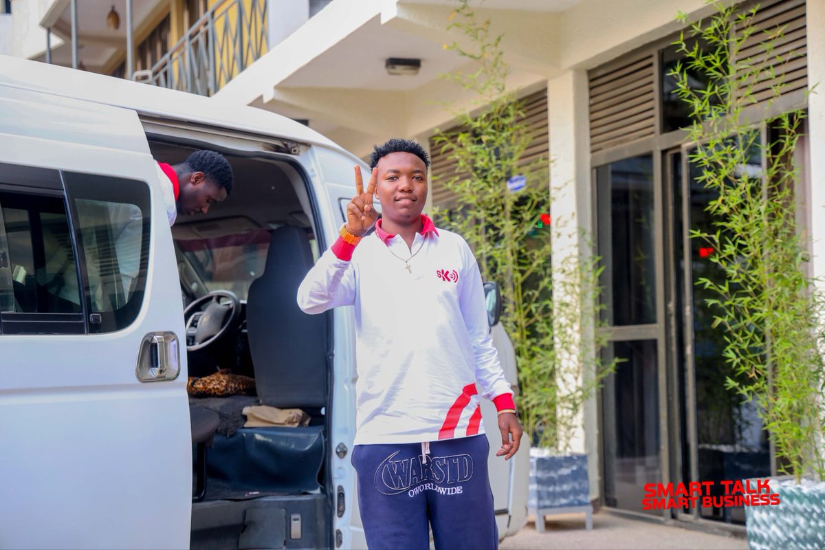 skfm_93_9's tweet photo. i Musanze Twahageze 🌋

Imikino ya 1/16 turayikomereza mu Mujyi, ku isoko rya GOICO.

⏱️ 19:00 Canada v Morocco
⏱️ 23:00 France v Paraguay

Ntihagire ucikwaa!

#skfmrwanda https://t.co/poaJM8SsLr