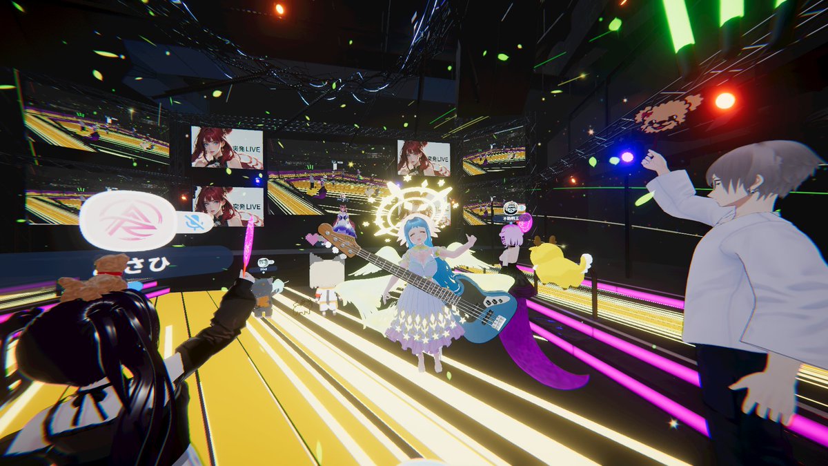 water_raphael's tweet photo. ラファエル「久しぶりのclusterライブでした♡」
途中まででしたが、参加しました😉
いつも歌わないお歌も挑戦されてました～☆
・・・応援のエアギターの構え方がわたし逆でしたね💦
#cluster #まりハラ https://t.co/Qqhh21GFWH