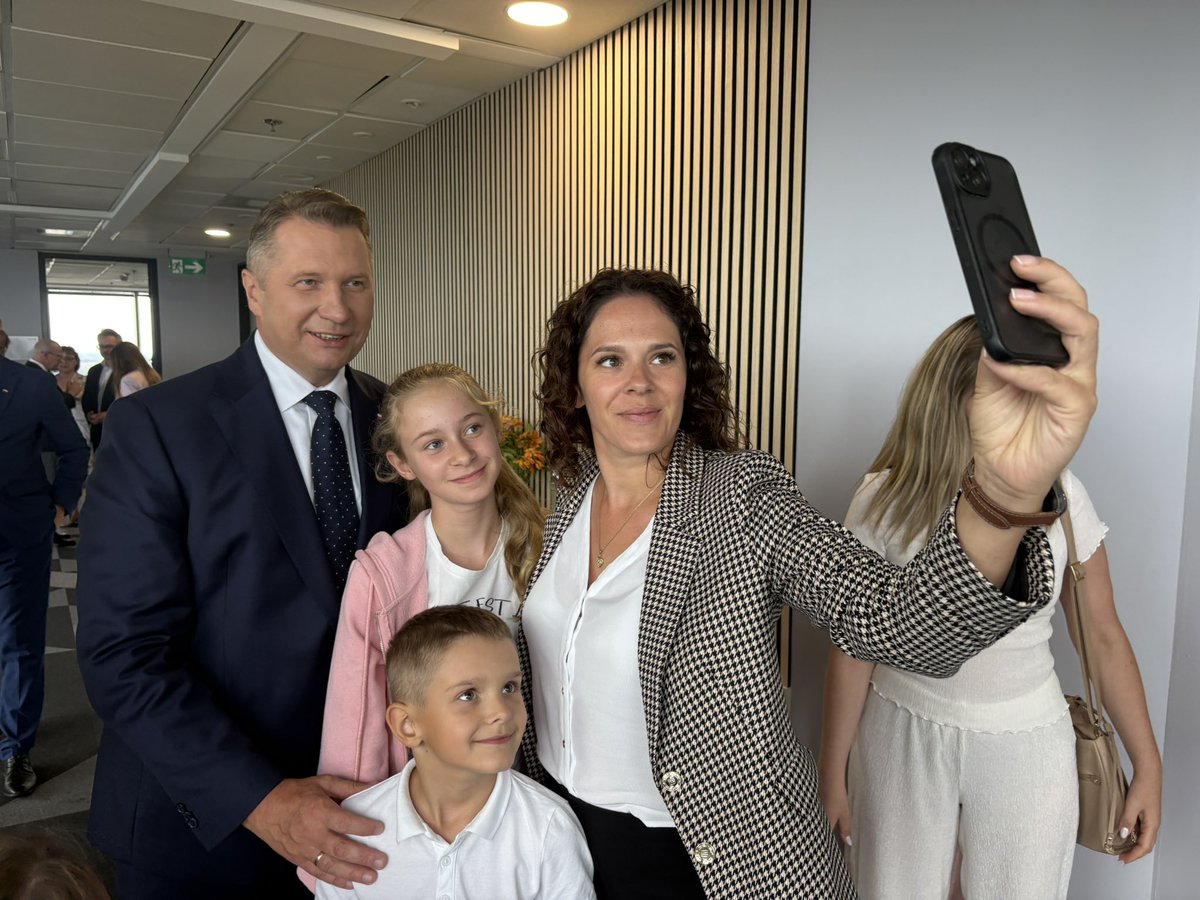 MCirkot's tweet photo. 🇵🇱 Za nami konferencja programowa @pisorgpl Alternatywa 2.0 | Rodzina, edukacja, demografia! https://t.co/56QE5BMXtI