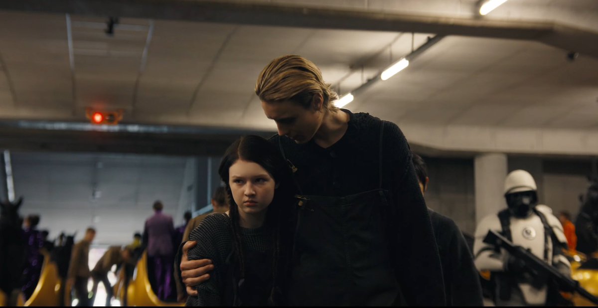 hozyluvr_'s tweet photo. im gonna need like an actual year to recover from seeing this cancel the fucking movie please https://t.co/dyEaqmV4Or