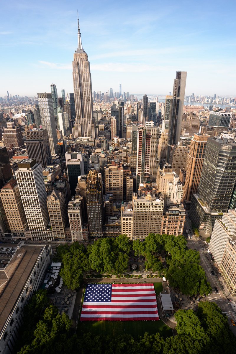 Bryant Park tweet media