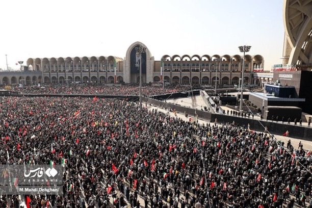 mdwasi89's tweet photo. MILLIONS OF IRANIANS ARE IN ATTENDANCE AS THE PUBLIC FAREWELL CEREMONY FOR THE GRAND AYATOLLAH HAS BEGUN.
#Irán #Khamenei #AliKhamenei #Gaza #Palestine #Iran https://t.co/a9yd8k0VKb