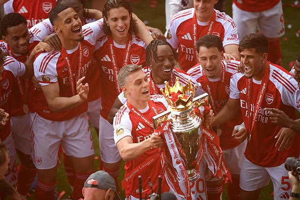 OSM4NN1's tweet photo. 22/23: 10 Assist in the Title Run in 
23/24: 17 Goals majority clutch goals 
24/25: 19 G/A injury riddled Arsenal szn 
25/26: 18 G/A Title winning goal vs WHU 

£27m won us our first title in 22 years #Legend https://t.co/gHQefRsSUJ