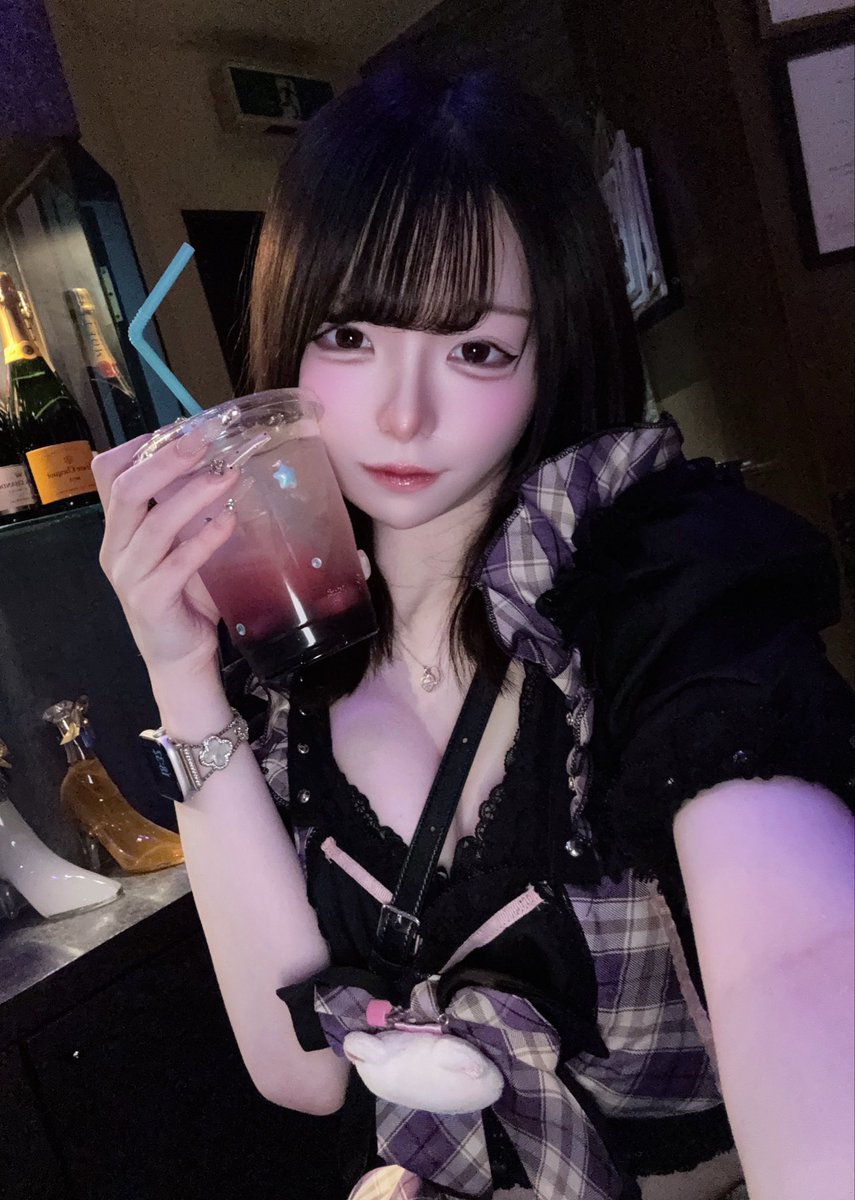 05ohmR9's tweet photo. いる、
 #自撮り界隈 https://t.co/KPh1KaoITR