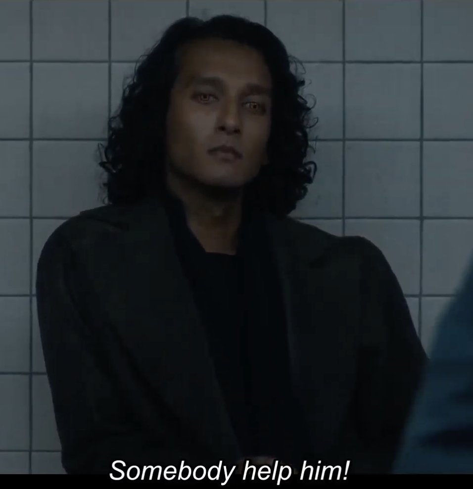 IMMORTALIDlOT's tweet photo. #tvlspoilers armand you just hypnotized a man to make him jump in front of the subway stop serving face https://t.co/slLZaL3tEN