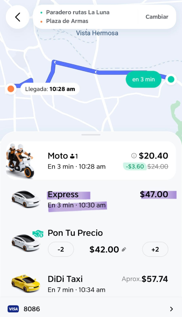 DiariodeMorelos's tweet photo. Resulta más barato taxi por aplicación que cuatro pasajes de ruta en Cuernavaca

Hasta 10 pesos se ahorran las familias de cuatro personas que viajan en taxi por aplicación en lugar de utilizar el transporte público en recorridos cortos dentro de la capital morelense. 

Con la nueva tarifa mínima de 13 pesos, cuatro pasajes cuestan 52 pesos, mientras que un viaje por aplicación puede costar entre 42 y 47 pesos en un recorrido no mayor a 5 kilómetros, además de ofrecer un traslado más rápido y cómodo.

Por ejemplo, del poblado de Chipitlán a Plaza de Armas, un taxi por aplicación cuesta 42 pesos, es decir, 10 pesos menos que el transporte público. En otro recorrido, de la Glorieta de La Luna a Plaza de Armas, el viaje por aplicación tiene un costo de 47 pesos, cinco pesos menos que los 52 pesos que pagarían cuatro personas en ruta.

📸: Salvador Rosas | DDM