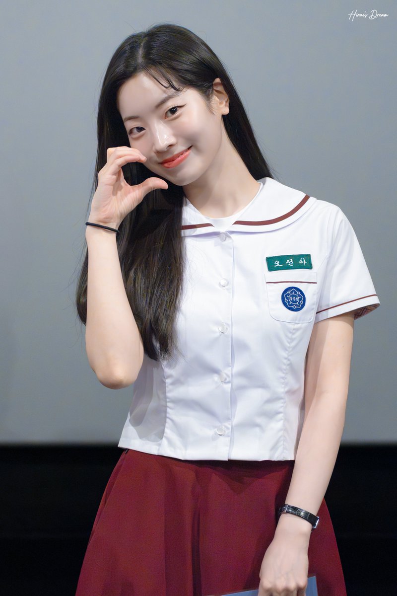 Dahyunniee62307's tweet photo. Jaehyun in a Taiwanese high school uniform, and Dahyun from a Taiwanese coming-of-age film remake. 🤭💗 https://t.co/HUFI5UUbYE