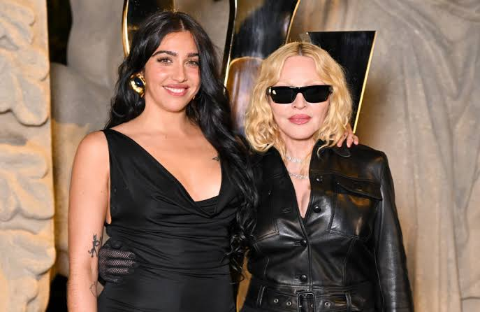 DJWapWap1's tweet photo. Madonna Addresses Her Relationship With Her Daughter
https://t.co/DrfbibPsz9 https://t.co/e69qEzuM2n