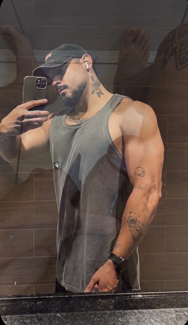 PedroFelpsLL's tweet photo. Ainda dá tempo?! Hehe https://t.co/zvq17vmSC5
