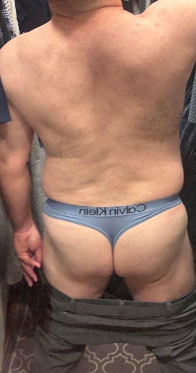 thongsnless's tweet photo. Married show off..like the view? #musclethong #teamexhib #gaythong #manthong #thongfetish #thongbutt #meninthongs #maleass #gayporn #muscleass #bubblebutt #gaymuscle #gayundies #gayunderwear #gayfetish #gaybulge #thongbro #thonger https://t.co/QKmbVqIwIW