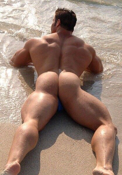 MuscleService's tweet photo. 💪🍑 https://t.co/4WW3fEzYrQ