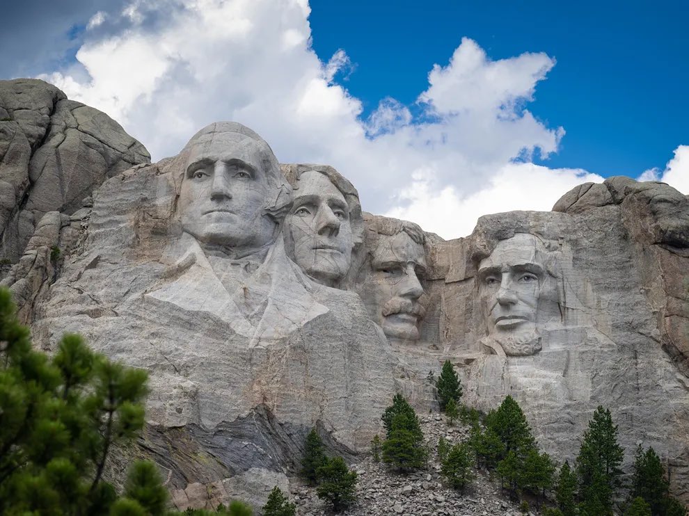 ScottWalker's tweet photo. The United States of America’s exceptional! Happy 250th. 🇺🇸 https://t.co/6oGlbTgduh