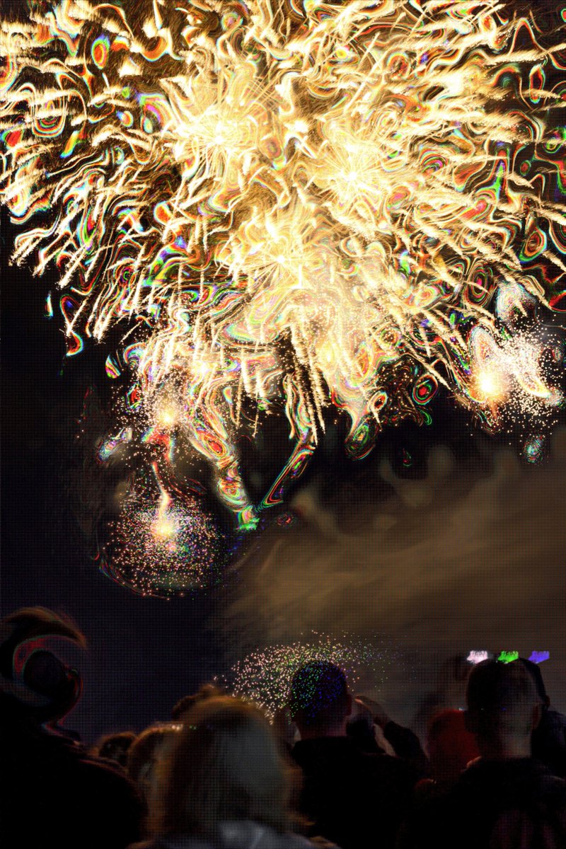 photonisdead's tweet photo. Fireworks on Psychedelics https://t.co/CzaSqpM5GJ