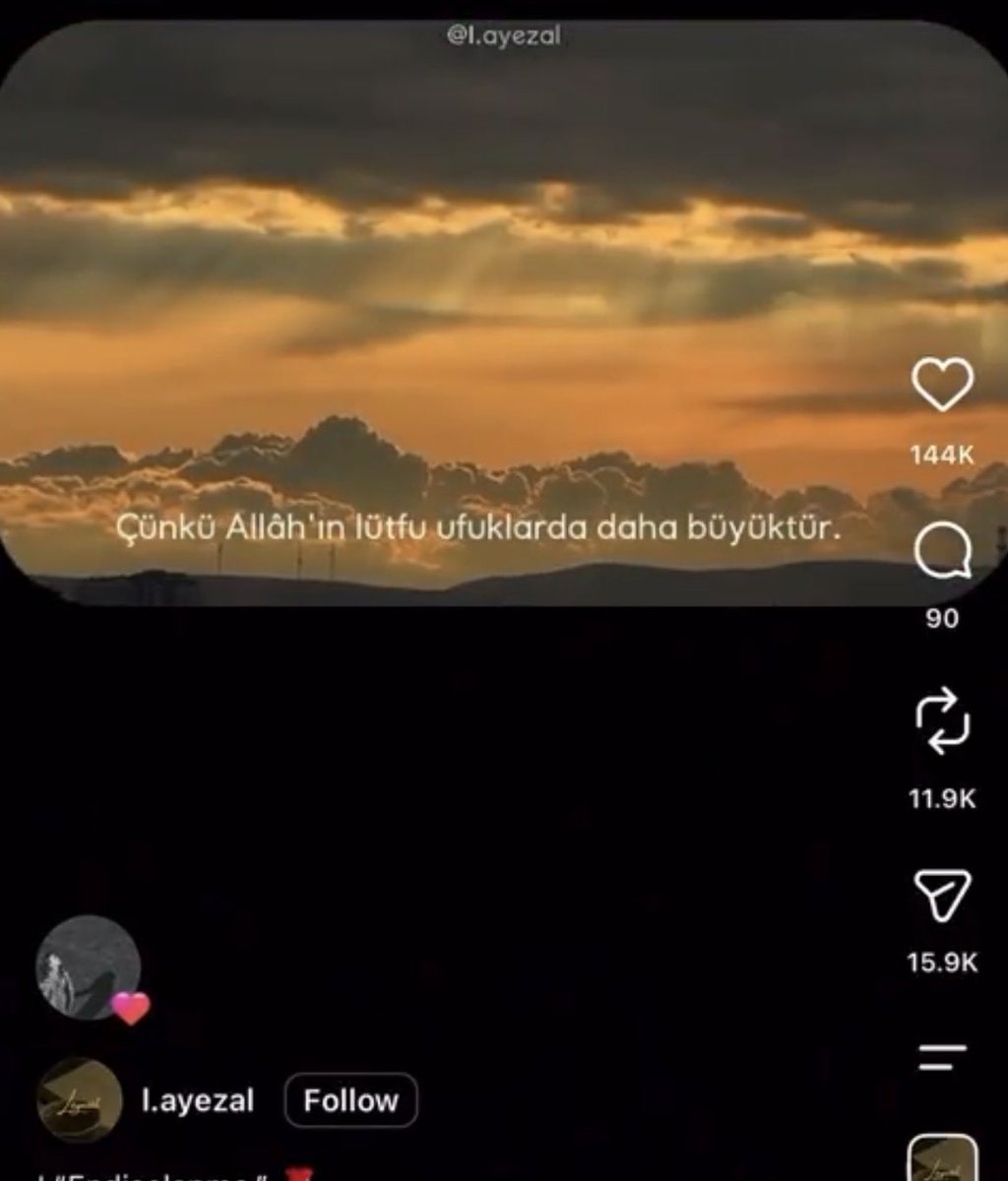 douniauh's tweet photo. دينيز من امس ماشية وتوزع لايكات لآيات قرآنية شكلها تبي تتكنسل من الاتراك 😭😭 https://t.co/AAov4lzRwn