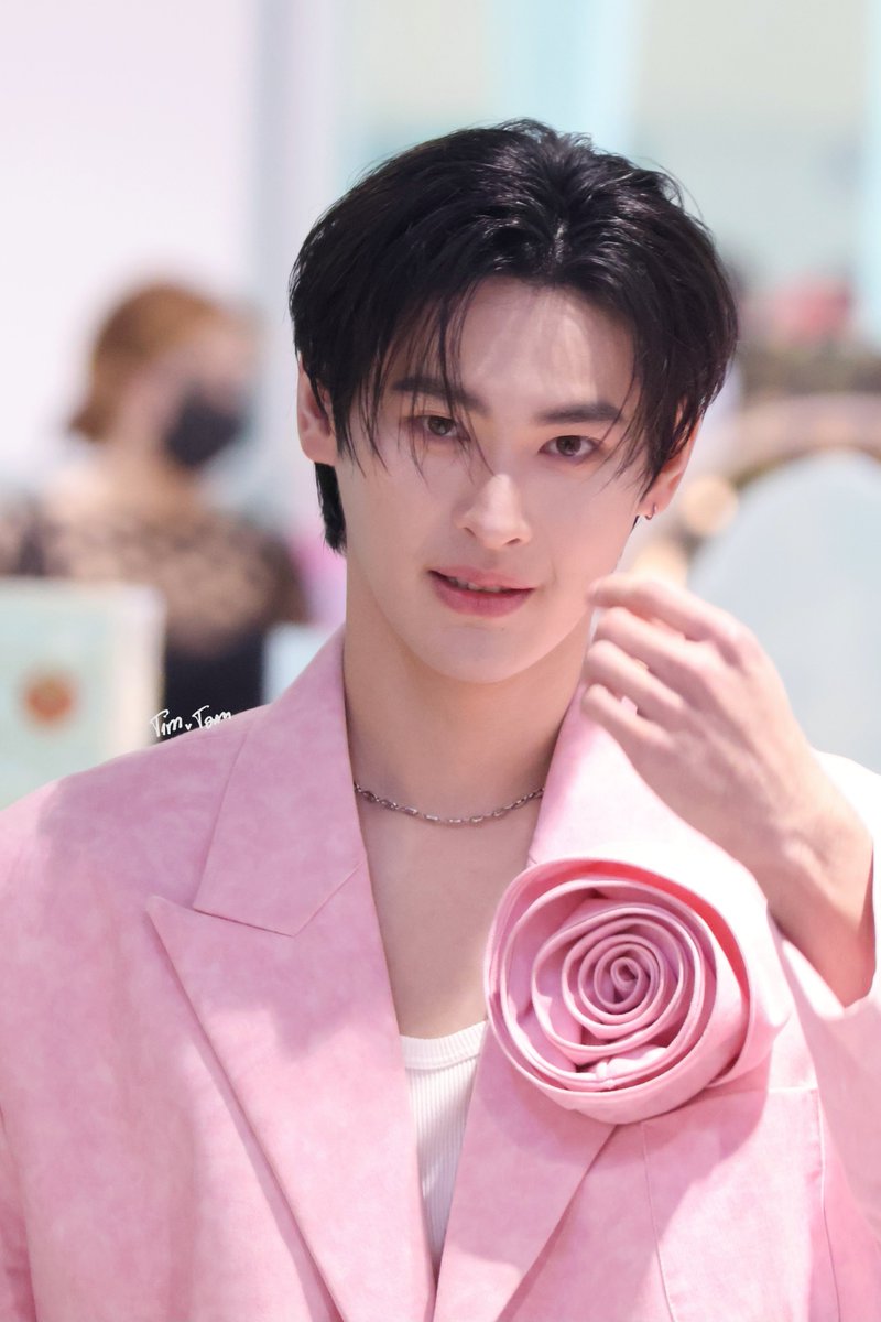 timtamvvip's tweet photo. หล่อทุกท่วงท่าจริงๆ จับปอยผมก็ยังเท่

KAO X TOFU FESTIVAL

#JOJISunscreenxKAO https://t.co/bY42de2Leb