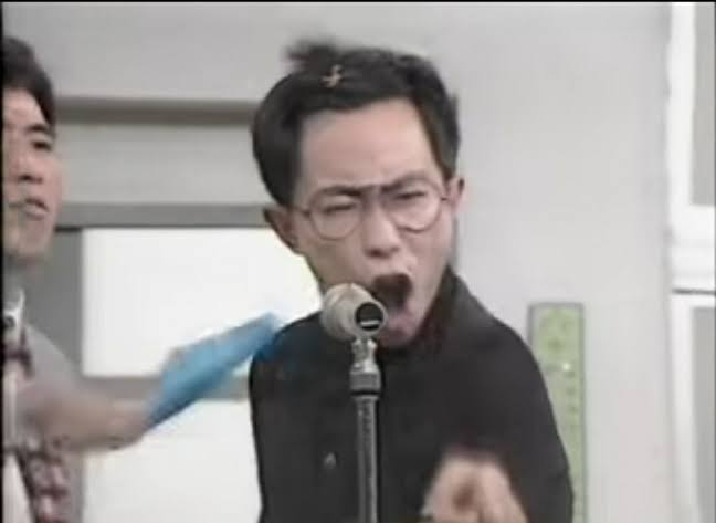 U_Azucar's tweet photo. @susussus 厳格ではなくワンナイトなジゴロだったらスリッパで叩かれて正気を保ちます！ https://t.co/a6FbYQAXV4