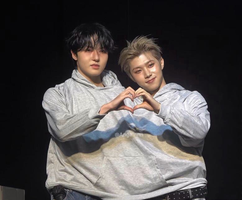 AngaInnn's tweet photo. 우정즈 영원･*♡ https://t.co/DuduSEfsc0