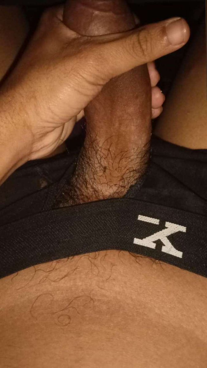 moyemoye89's tweet photo. Happyy saturday #gaypic #gaysome #indiangay #indiangayteen #teengay #slimindiangay https://t.co/6vx8G1bL0r
