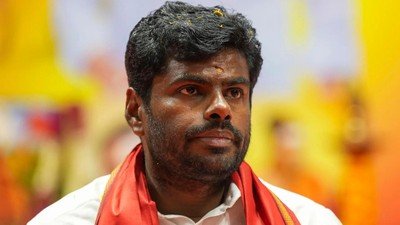 AJITH_official2's tweet photo. 🚩 Tamil Nadu's future belongs to its youth. Thiru @annamalai_k vision is to empower young leaders, professionals, entrepreneurs, and students to actively participate in shaping the state's future through honest leadership and fresh ideas.
Don't wait for change. Be the change. 🇮🇳
#Annamalai #YouthLeadership #TamilNadu #WeTheLeaders #LeadTheChange 🔥🔥
