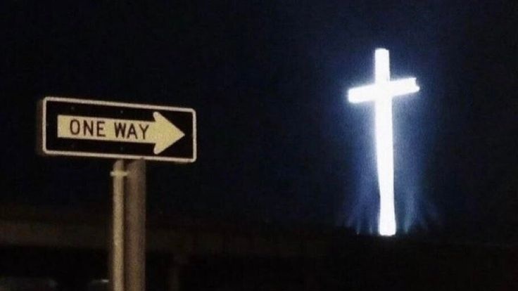 trad_west_'s tweet photo. Jim Caviezel: “Embrace your cross. Go out into this pagan world and shamelessly profess your faith in public.”  

Christ is Lord! https://t.co/PotgX6PNFg