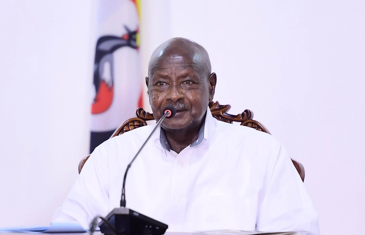 BalaamBarugahar's tweet photo. Mr. President, Mzee @KagutaMuseveni , jokingly said he is worried that coffin makers may sue him for reducing the death rate.

But on a serious note, hawking is a killer of both the economy and public health. Organised trade, safer markets, and proper business regulation are essential for protecting livelihoods, improving sanitation, and building a stronger economy for all Ugandans.