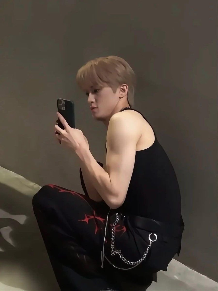 lovelymk920's tweet photo. 야르~ ㅋㅋ https://t.co/cjzBWUQYQL