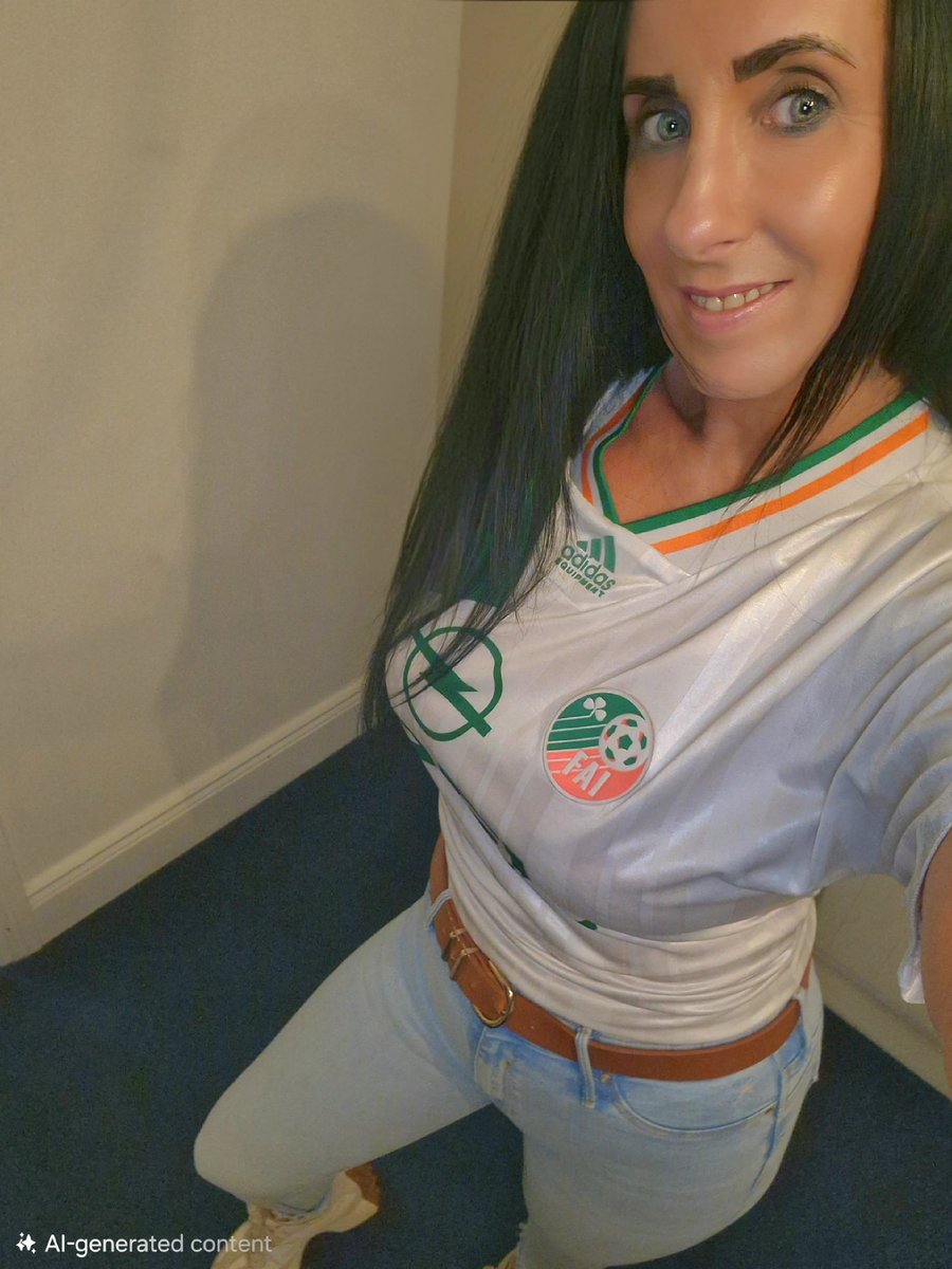 Jackie7681's tweet photo. Round 2 of The Wolfetones, this week... Dublin 💚🫶🇮🇪 https://t.co/8ht1Ro6oIi