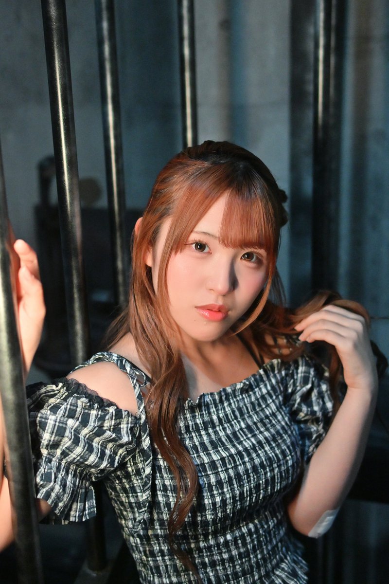 real_1215's tweet photo. SunnyHoney初夏の室内撮影会 in 福岡
26.07.04
「  囚われて… 」
Place：アンカースタジオ
Model：花宮かのか
#SUNNYHONEY #花宮かのか
#portrait #撮っちんカメラ https://t.co/UsVTkGobtk