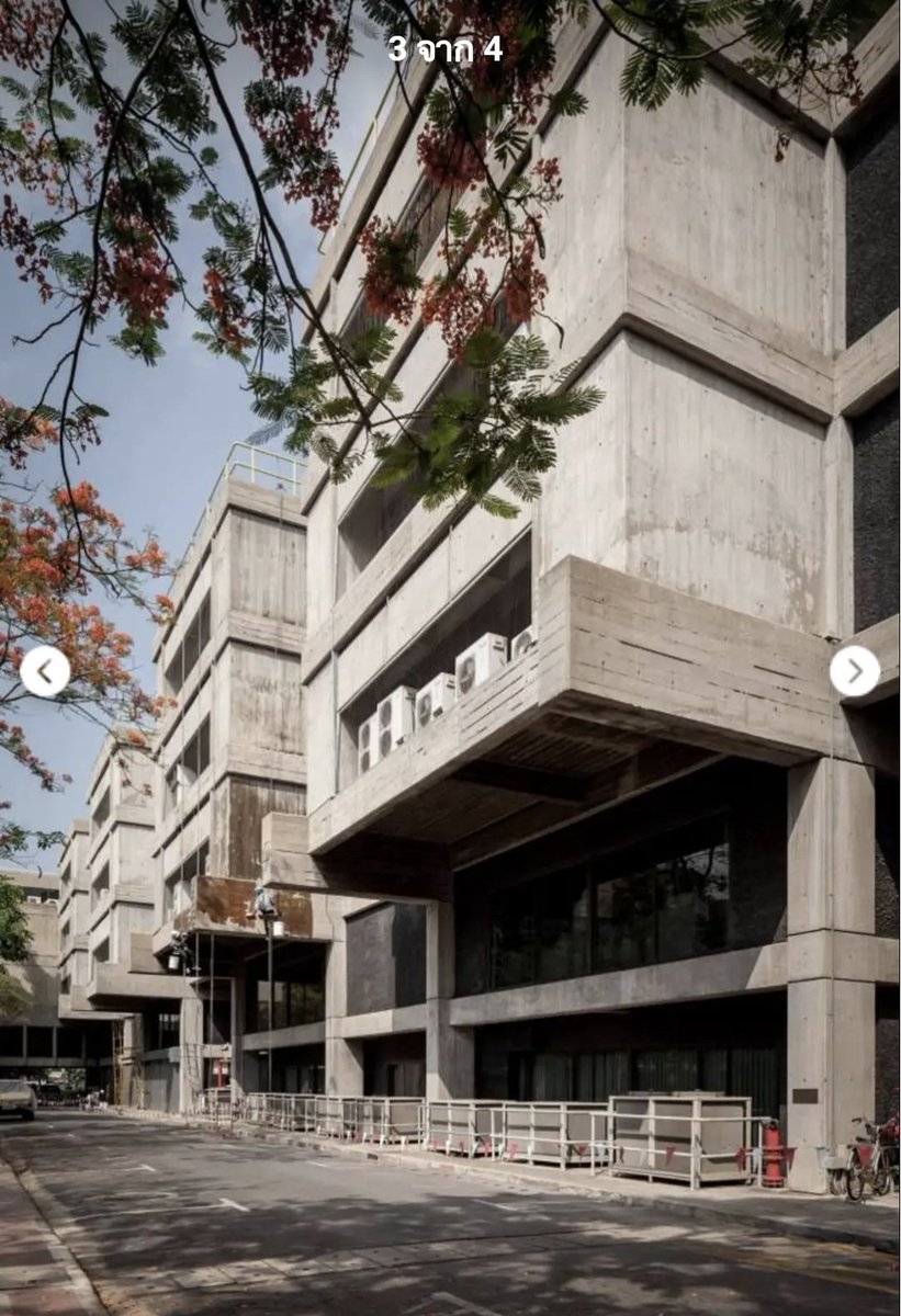 tadao_undo's tweet photo. Brutalism architectureที่ใหญ่และว้าวที่สุดในไทยตั้งแต่เคยเห็นมา คืออาคารสำนักงานการไฟฟ้าฝ่ายผลิตแห่งประเทศไทย(บางกรวย) เป็นอาคารคอนกรีตเปลือยขนาดใหญ่มากๆๆ formเป็นทรงเรขาคณิตสามเหลี่ยม+สี่เหลี่ยม+ทรงกระบอกชัดเจน เล่นจังหวะ/เล่นแสงเงาระหว่างmassทึบและspaceที่ว่างได้น่าสนใจ https://t.co/A7sDKw1Qjh