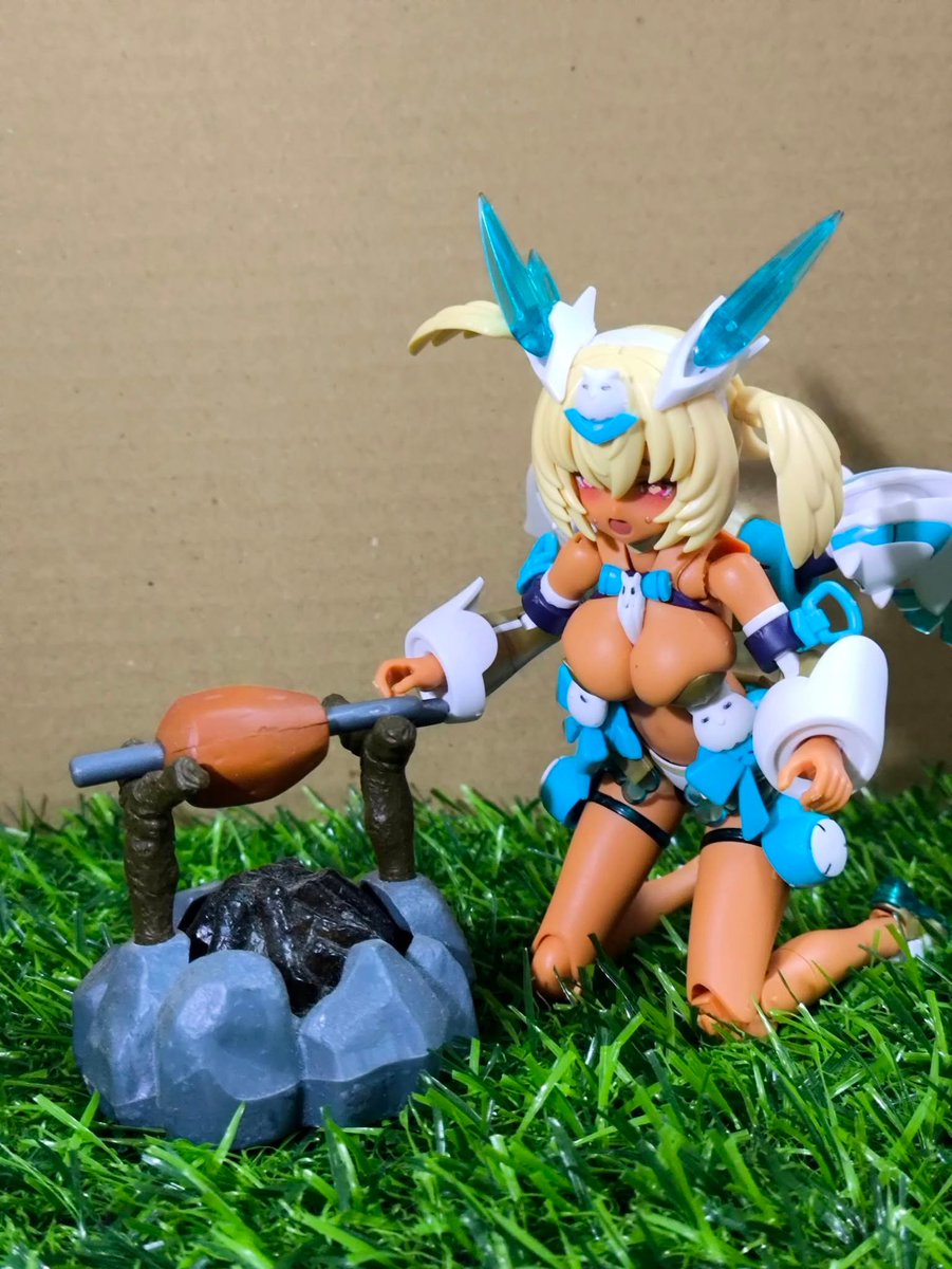 arexbbx's tweet photo. 狩猟
#メガミデバイス #プニモフ #楽しく玩具撮影会 #夜のフィギュア撮影会 https://t.co/hNP4J9ufBd