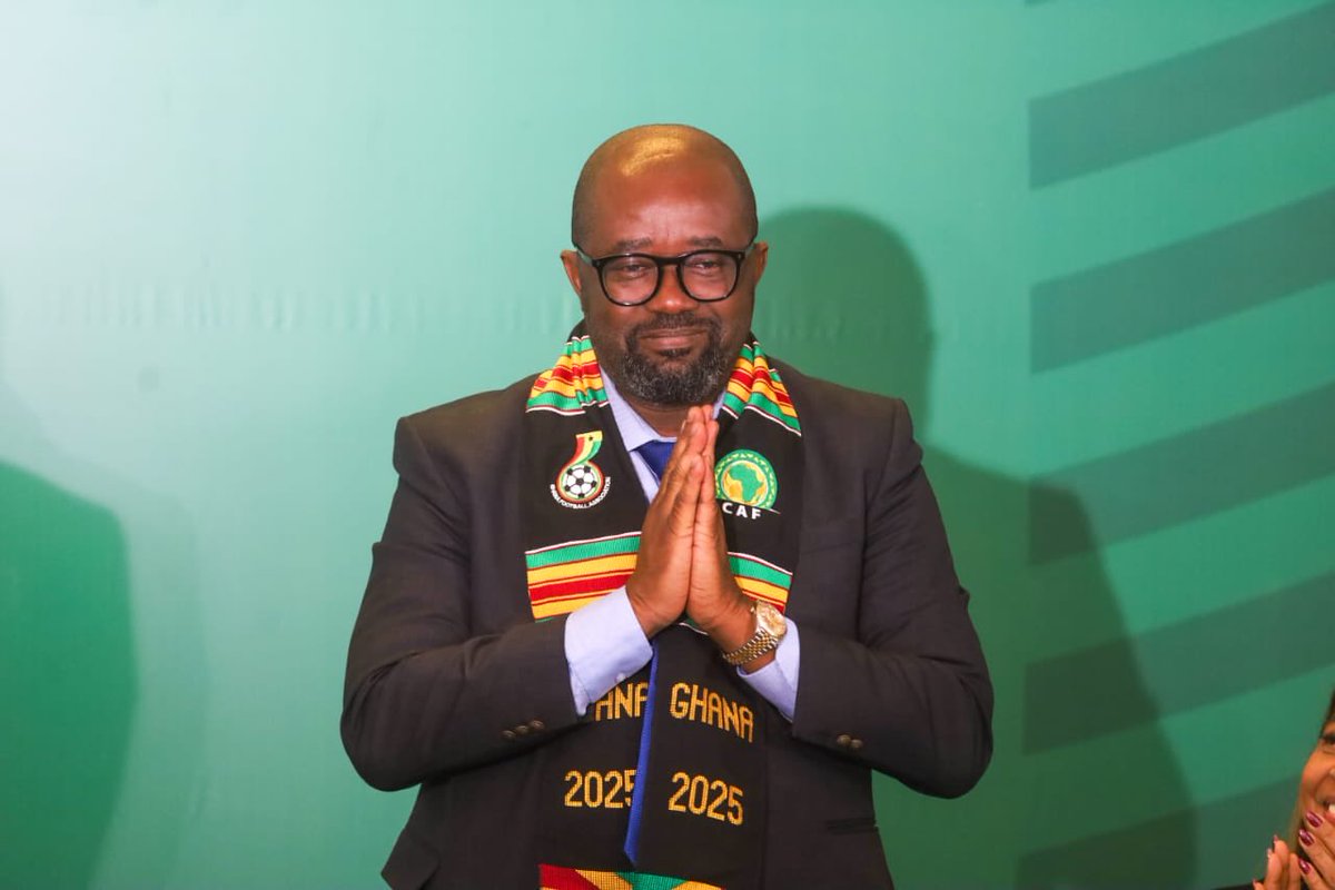 kobbydexter's tweet photo. I never thought there could be a worst person than Nyantakyi but Kurt Okraku has shown astronomical levels. 
What a man!! 
Incompetence, pride, corruption personified!! https://t.co/KHmquqIHSF