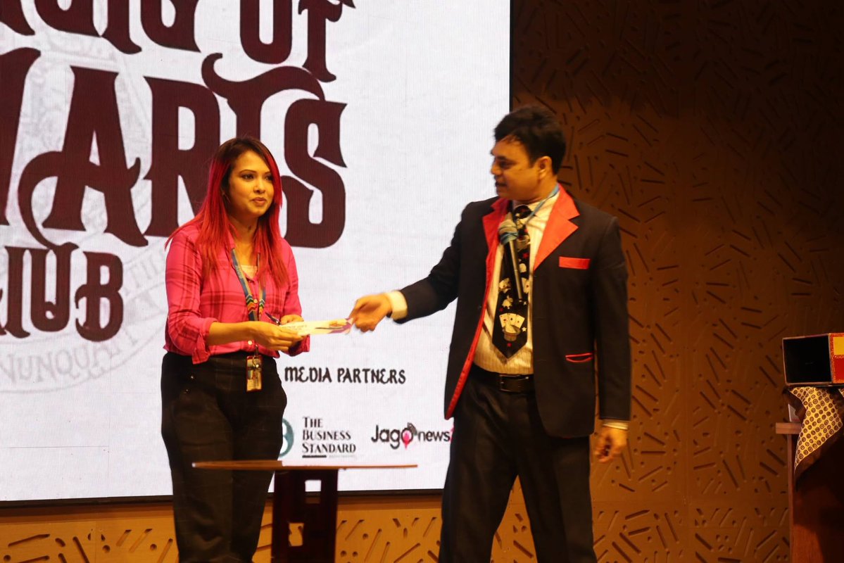 magiceventbd's tweet photo. 🪄"CineMagic of Hogwarts" The Great Hall Gathering – Cinemagic of Hogwarts by AIUB Film Club. ❤️Thank you for the wonderful hospitality, appreciationand an unforgettable audiences Dhaka Bangladesh
#AIUB #AIUBFilmClub #MagicShow #MagicEvent #MagicianOmarSharif #Dhaka #Bangladesh https://t.co/u3XZwiARoO