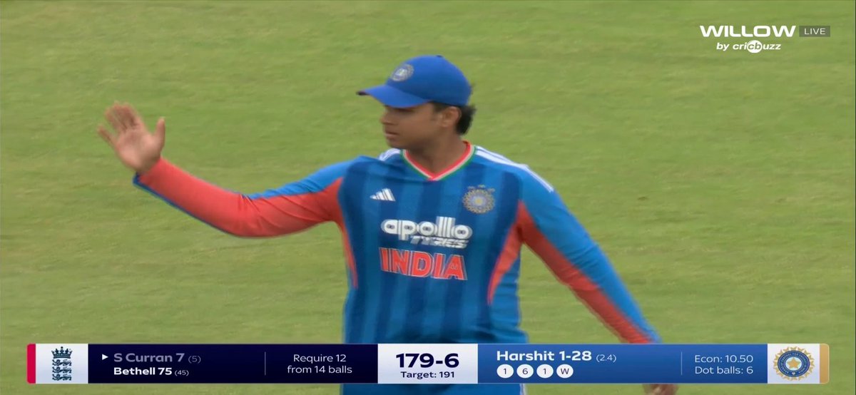 WeTheThinkers's tweet photo. First international catch for Vaibhav Sooryavanshi and what a brilliant grab! 👏💛

He's a natural fielder. Vaibhav always takes some outstanding catches. ⭐

#INDvsENG https://t.co/Opduk9EJcS