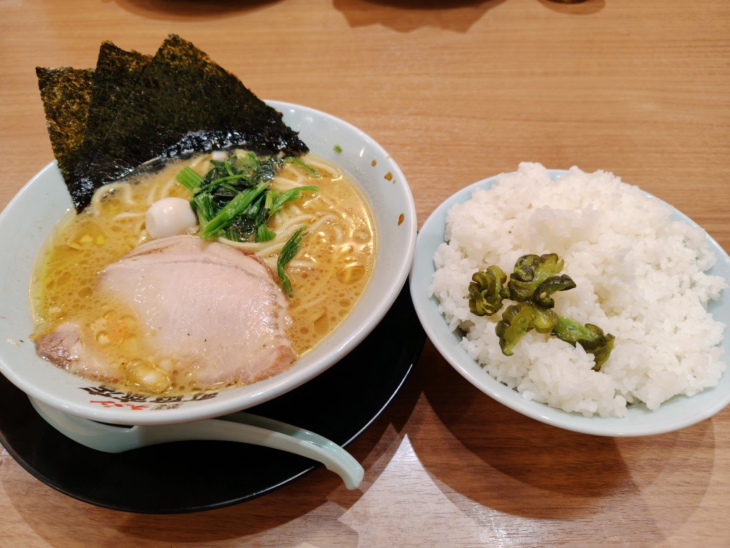 shihochincos's tweet photo. 食べたら身体が軽くなったので、やっぱりたくさん汗かいたら塩分油分野菜肉硬め濃いめ普通で白ごはんセットを摂取するのは大事なんだな https://t.co/jskosWa4tU