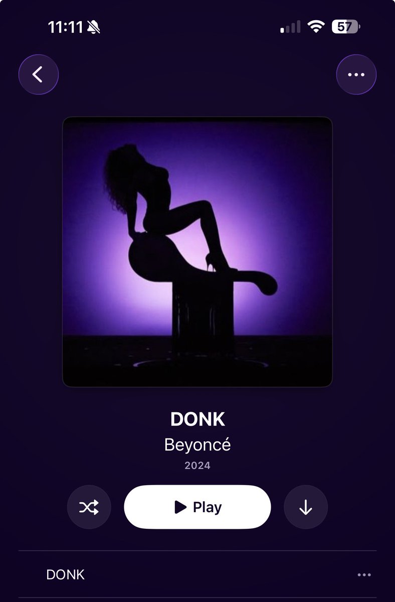 boycotteveryone's tweet photo. @Bey_riding Even worse, it was in my APPLE MUSIC library lmfaooo https://t.co/zKxiwb55SY