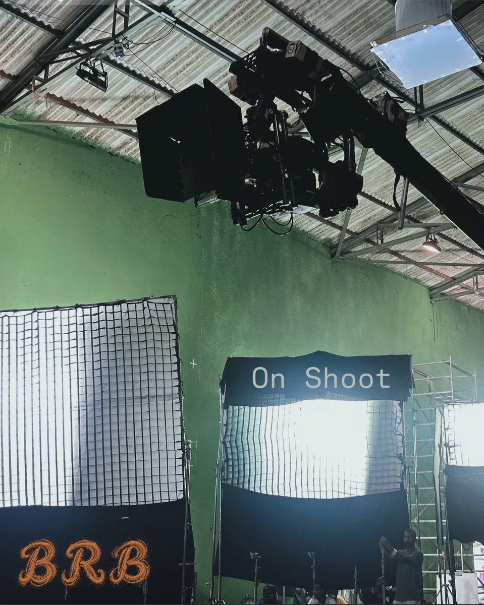 muttu_z's tweet photo. BRB Shoot Going On Non Stop With Some Talented Actors 🥵❤️‍🔥💥

As Per Inside News Sai Kumar Has Joined The Set 🥶💥

#BillaRangaBaasha #BRBFirstBlood #KicchaSudeep #BRB #KichchaSudeep https://t.co/9iPrf2VVxp