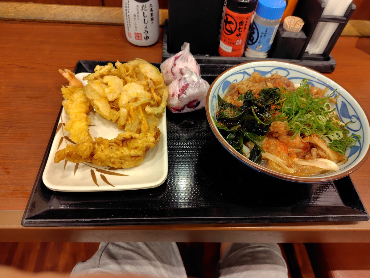 tilt261DC's tweet photo. え〜、実はみりすぱ寄る前は行きつけの銭湯→丸亀製麺(ココも久々)で冷かけ肉うどん他(トッピング含む)で夕食を済ませますた(⁠^⁠^⁠; https://t.co/0D9DBttTX5